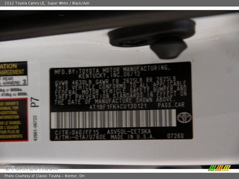 Super White / Black/Ash 2012 Toyota Camry LE