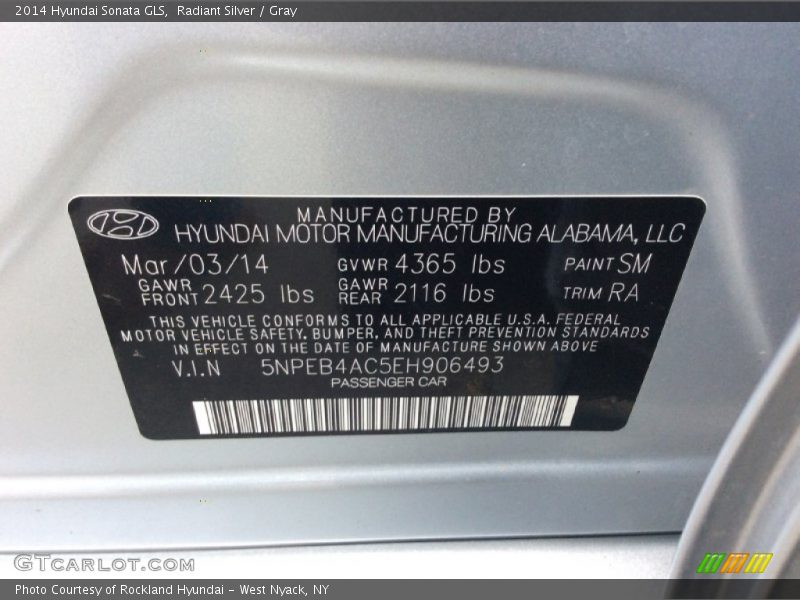 Radiant Silver / Gray 2014 Hyundai Sonata GLS
