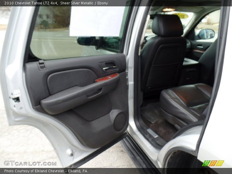 Sheer Silver Metallic / Ebony 2010 Chevrolet Tahoe LTZ 4x4