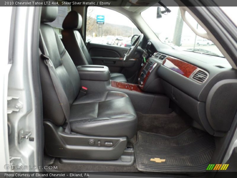 Sheer Silver Metallic / Ebony 2010 Chevrolet Tahoe LTZ 4x4