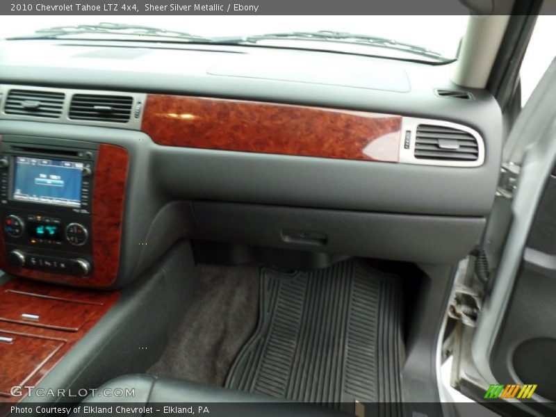 Sheer Silver Metallic / Ebony 2010 Chevrolet Tahoe LTZ 4x4