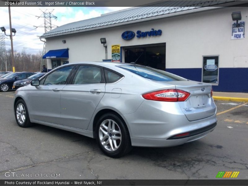 Ingot Silver / Charcoal Black 2014 Ford Fusion SE