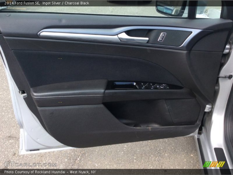 Ingot Silver / Charcoal Black 2014 Ford Fusion SE