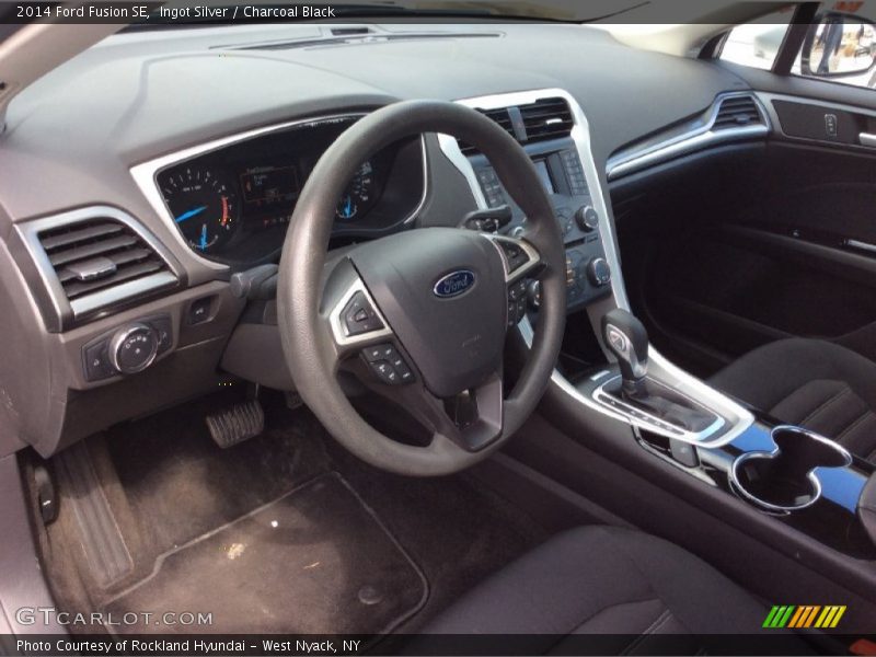 Ingot Silver / Charcoal Black 2014 Ford Fusion SE