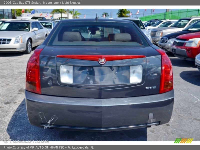 Moonstone / Light Neutral 2005 Cadillac CTS Sedan
