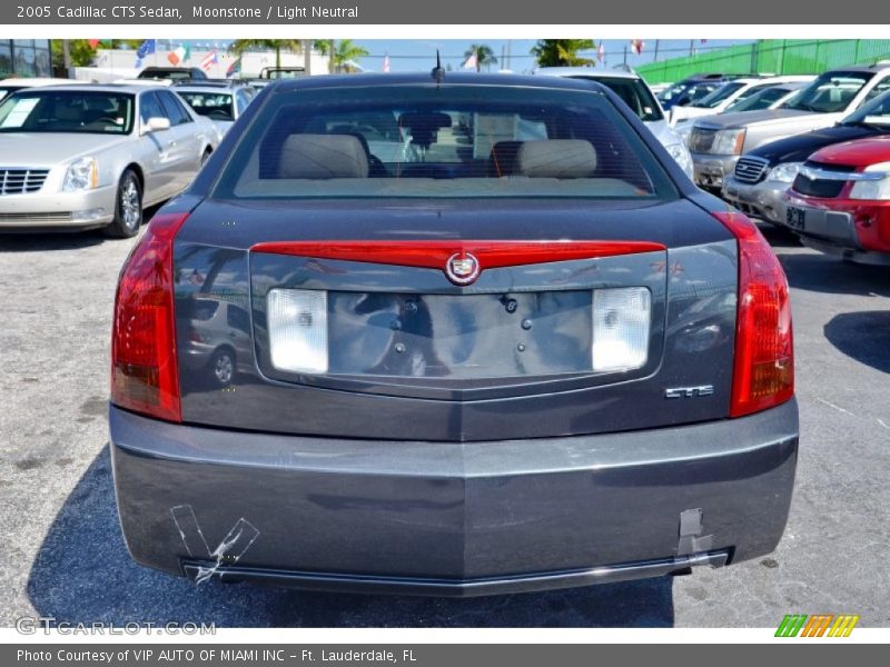 Moonstone / Light Neutral 2005 Cadillac CTS Sedan