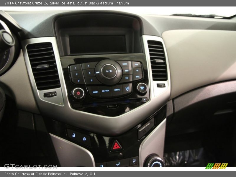 Silver Ice Metallic / Jet Black/Medium Titanium 2014 Chevrolet Cruze LS