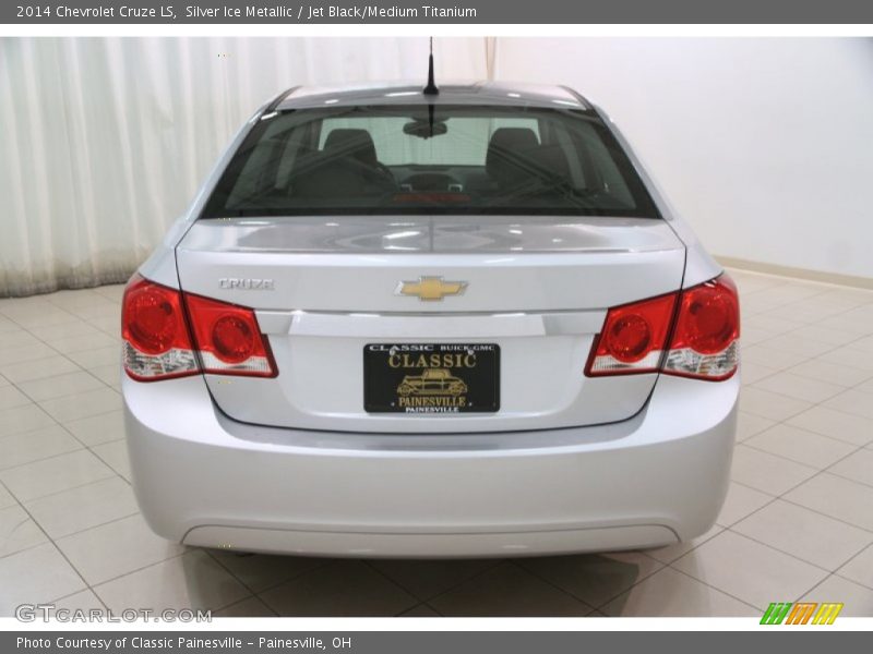 Silver Ice Metallic / Jet Black/Medium Titanium 2014 Chevrolet Cruze LS