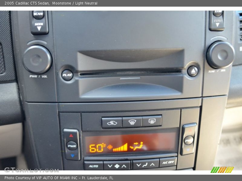 Moonstone / Light Neutral 2005 Cadillac CTS Sedan