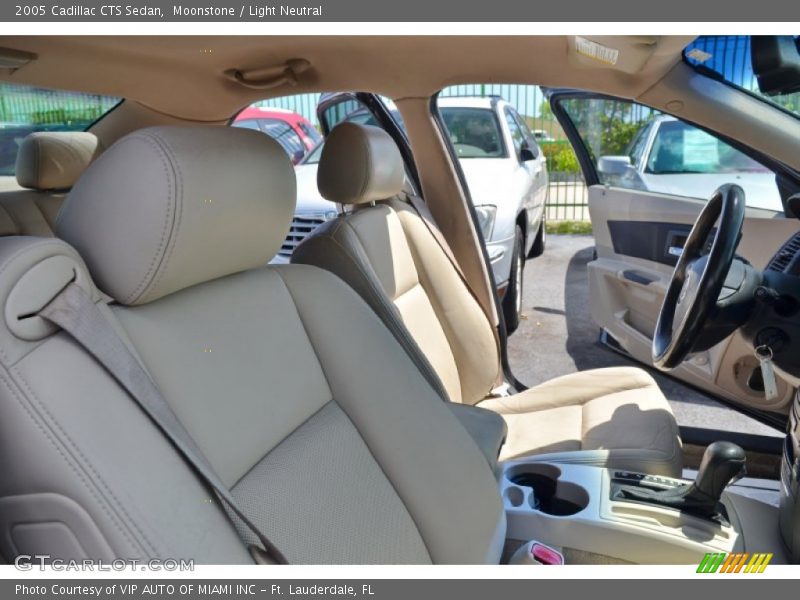 Moonstone / Light Neutral 2005 Cadillac CTS Sedan