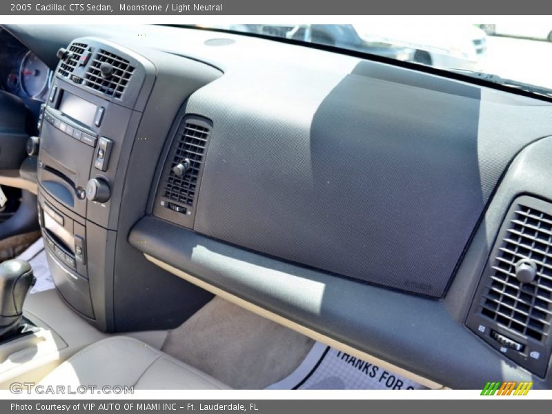 Moonstone / Light Neutral 2005 Cadillac CTS Sedan