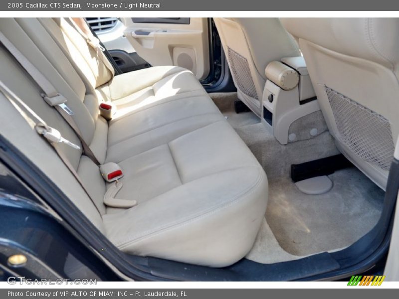Moonstone / Light Neutral 2005 Cadillac CTS Sedan