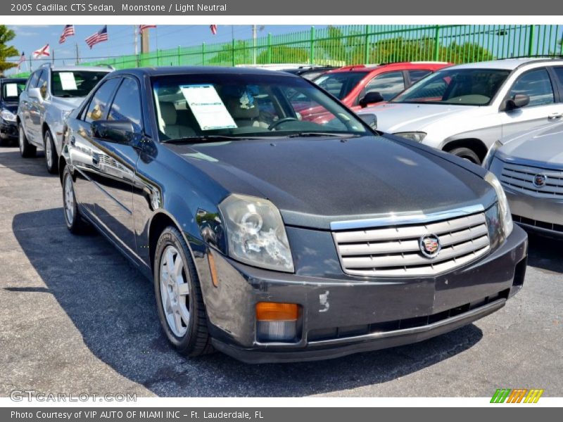 Moonstone / Light Neutral 2005 Cadillac CTS Sedan