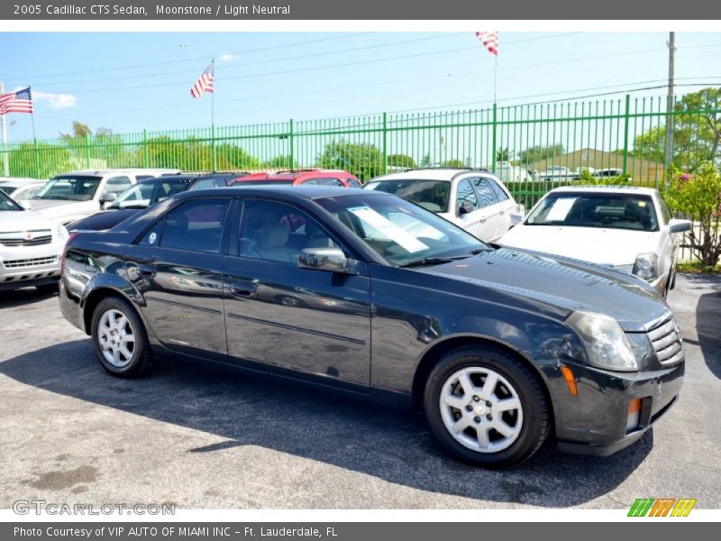 Moonstone / Light Neutral 2005 Cadillac CTS Sedan