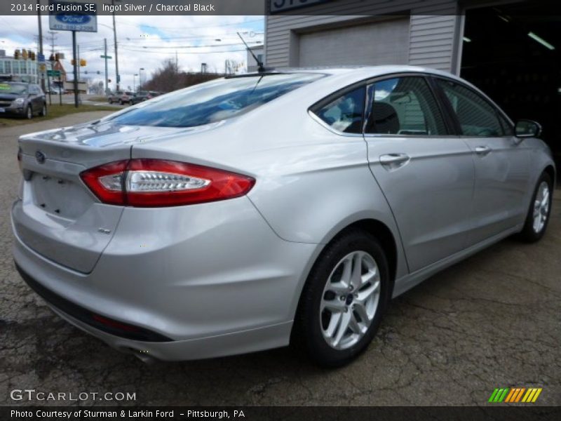 Ingot Silver / Charcoal Black 2014 Ford Fusion SE