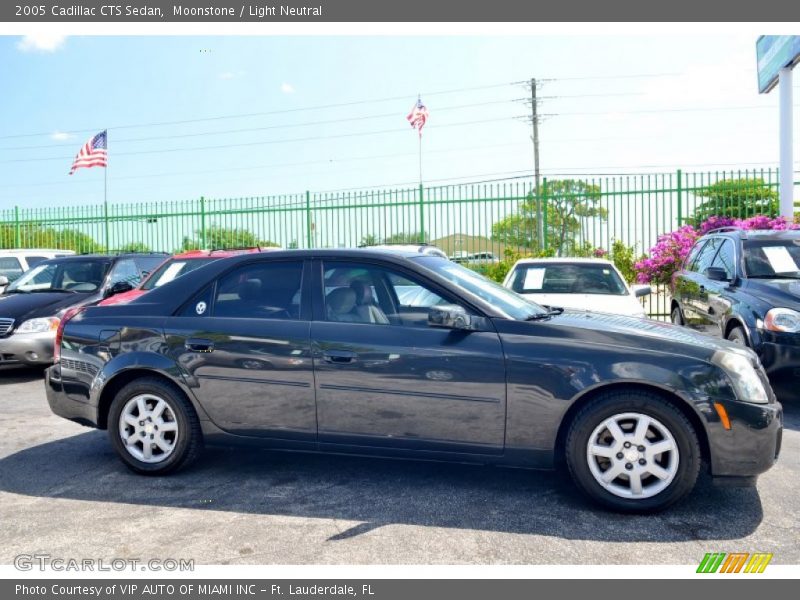 Moonstone / Light Neutral 2005 Cadillac CTS Sedan