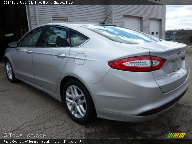 Ingot Silver / Charcoal Black 2014 Ford Fusion SE
