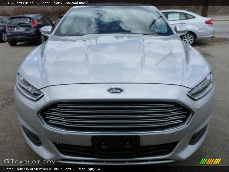 Ingot Silver / Charcoal Black 2014 Ford Fusion SE