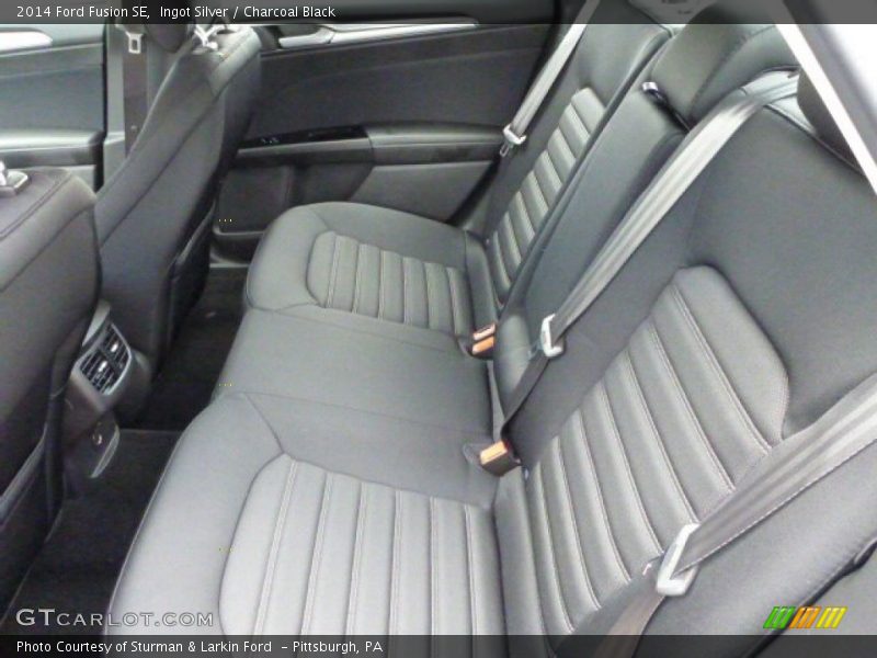 Ingot Silver / Charcoal Black 2014 Ford Fusion SE