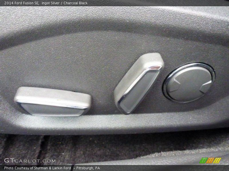 Ingot Silver / Charcoal Black 2014 Ford Fusion SE