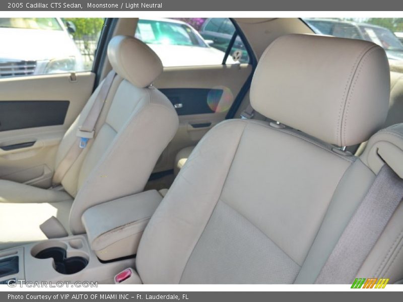 Moonstone / Light Neutral 2005 Cadillac CTS Sedan