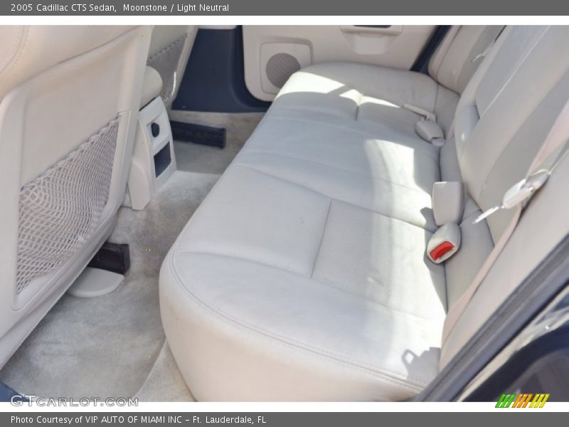 Moonstone / Light Neutral 2005 Cadillac CTS Sedan
