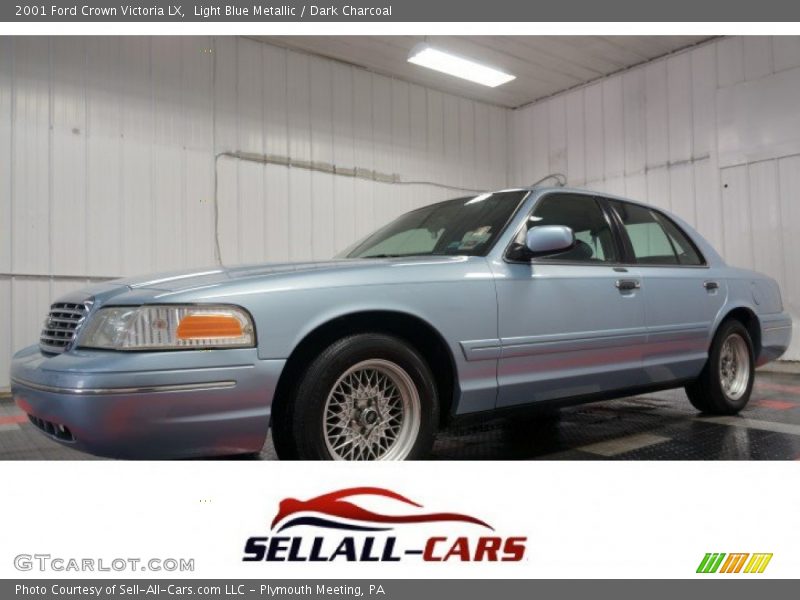 Light Blue Metallic / Dark Charcoal 2001 Ford Crown Victoria LX