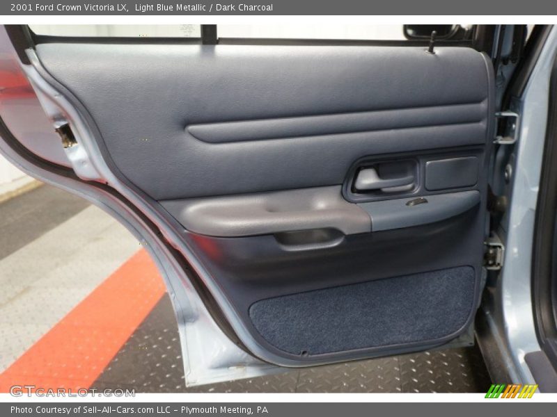 Light Blue Metallic / Dark Charcoal 2001 Ford Crown Victoria LX