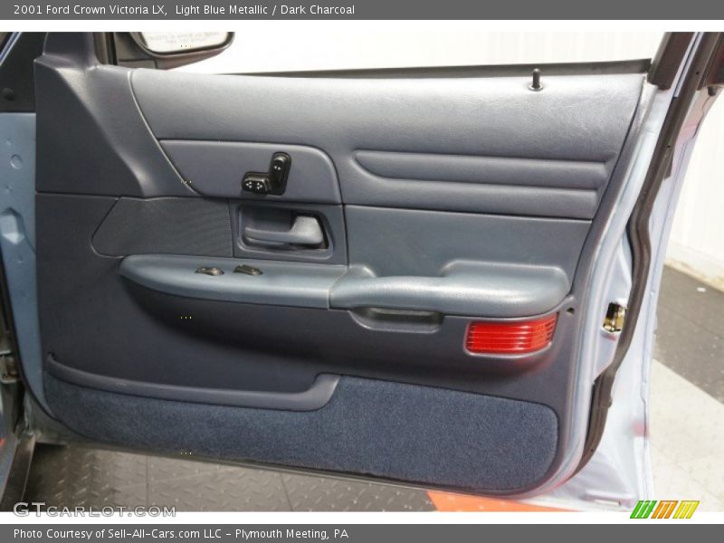 Light Blue Metallic / Dark Charcoal 2001 Ford Crown Victoria LX
