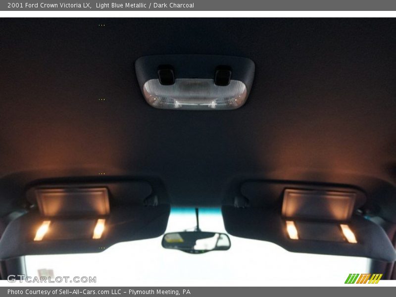 Light Blue Metallic / Dark Charcoal 2001 Ford Crown Victoria LX