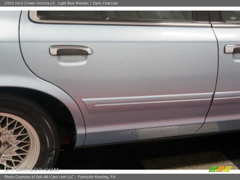 Light Blue Metallic / Dark Charcoal 2001 Ford Crown Victoria LX
