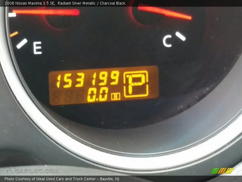 Radiant Silver Metallic / Charcoal Black 2008 Nissan Maxima 3.5 SE