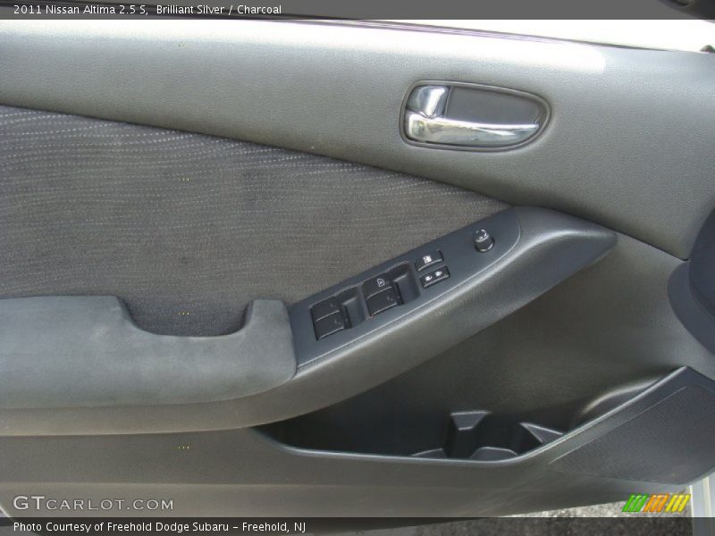 Brilliant Silver / Charcoal 2011 Nissan Altima 2.5 S