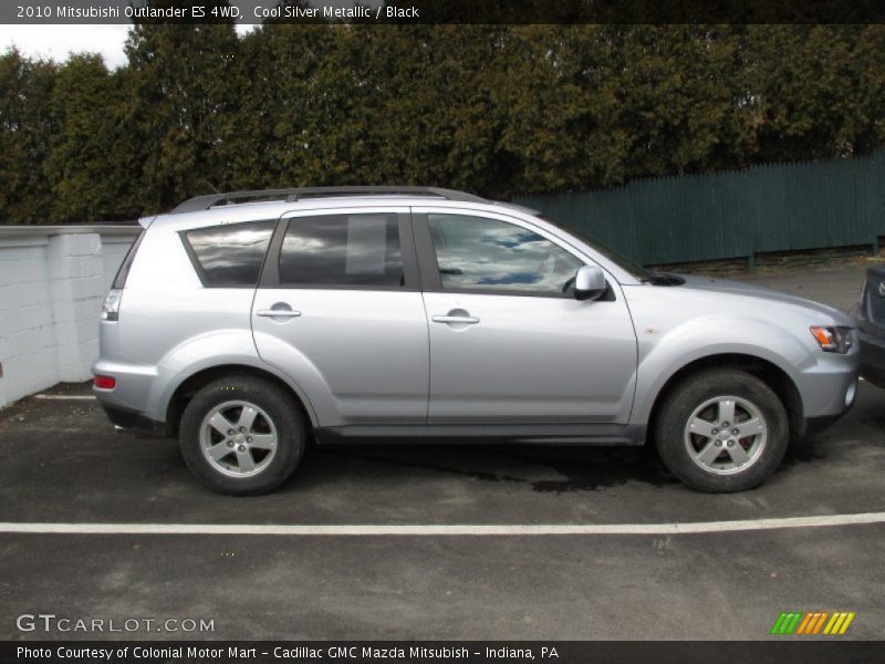 Cool Silver Metallic / Black 2010 Mitsubishi Outlander ES 4WD