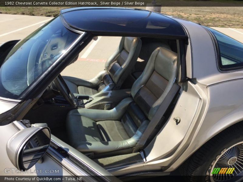 Silver Beige / Silver Beige 1982 Chevrolet Corvette Collector Edition Hatchback