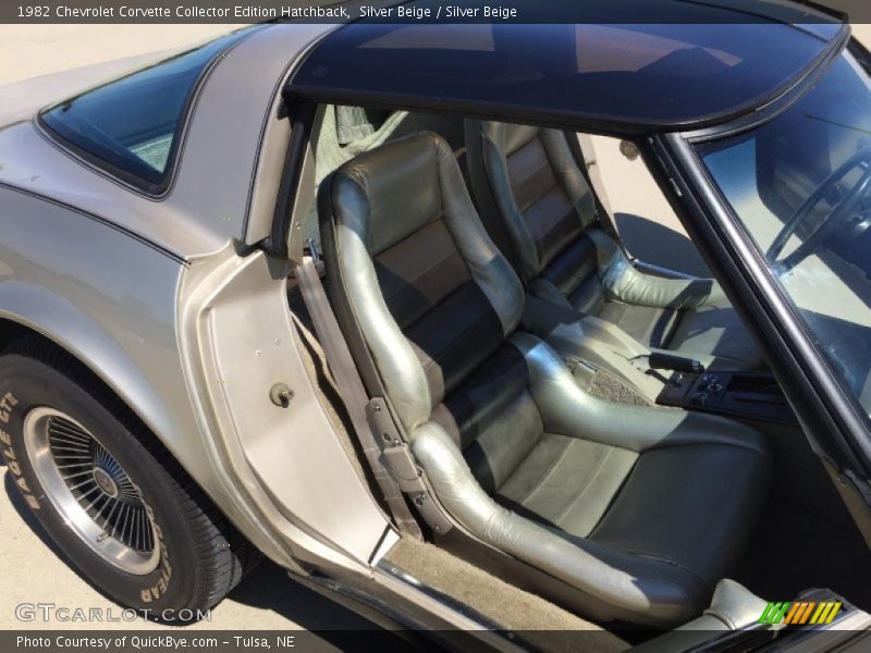 Silver Beige / Silver Beige 1982 Chevrolet Corvette Collector Edition Hatchback