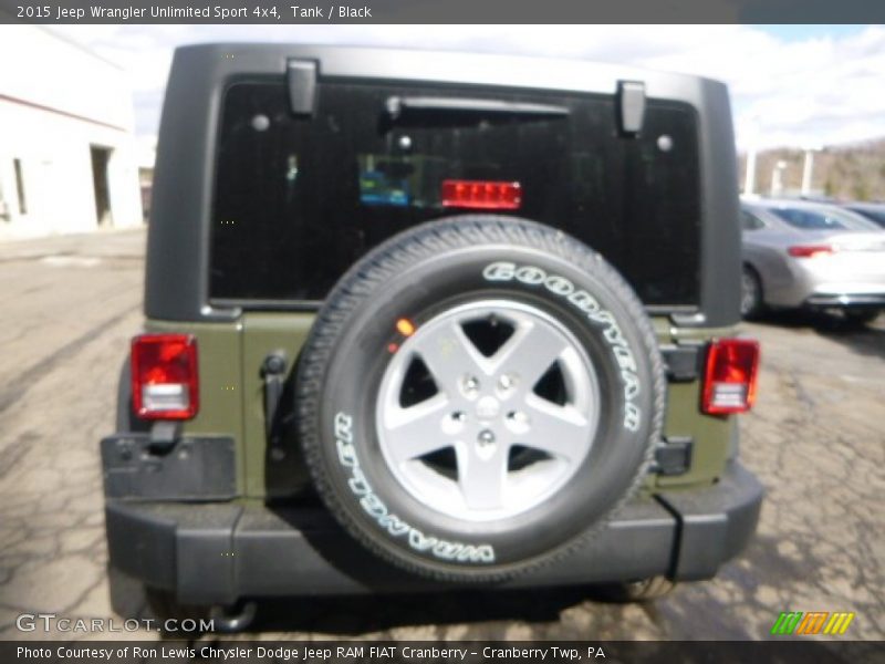 Tank / Black 2015 Jeep Wrangler Unlimited Sport 4x4