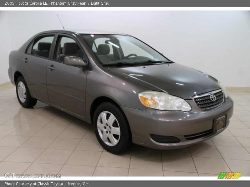 Phantom Gray Pearl / Light Gray 2005 Toyota Corolla LE