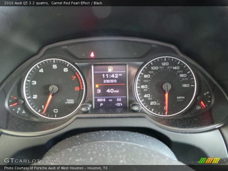 Garnet Red Pearl Effect / Black 2010 Audi Q5 3.2 quattro