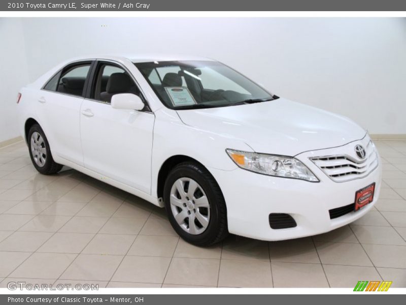 Super White / Ash Gray 2010 Toyota Camry LE