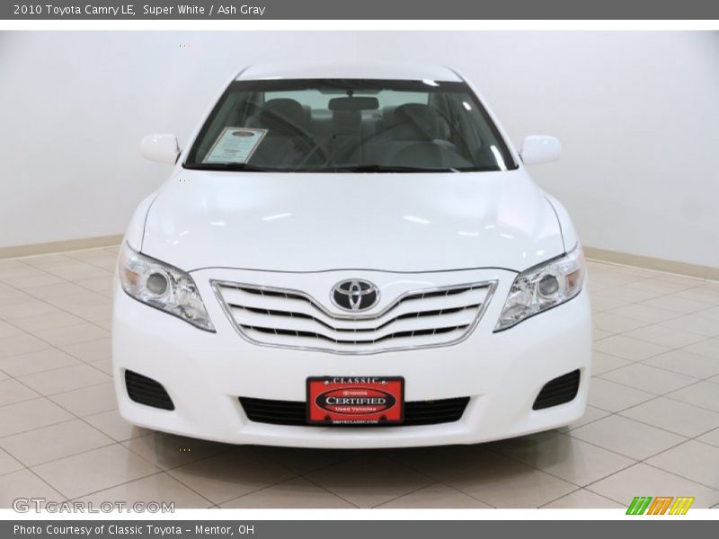 Super White / Ash Gray 2010 Toyota Camry LE