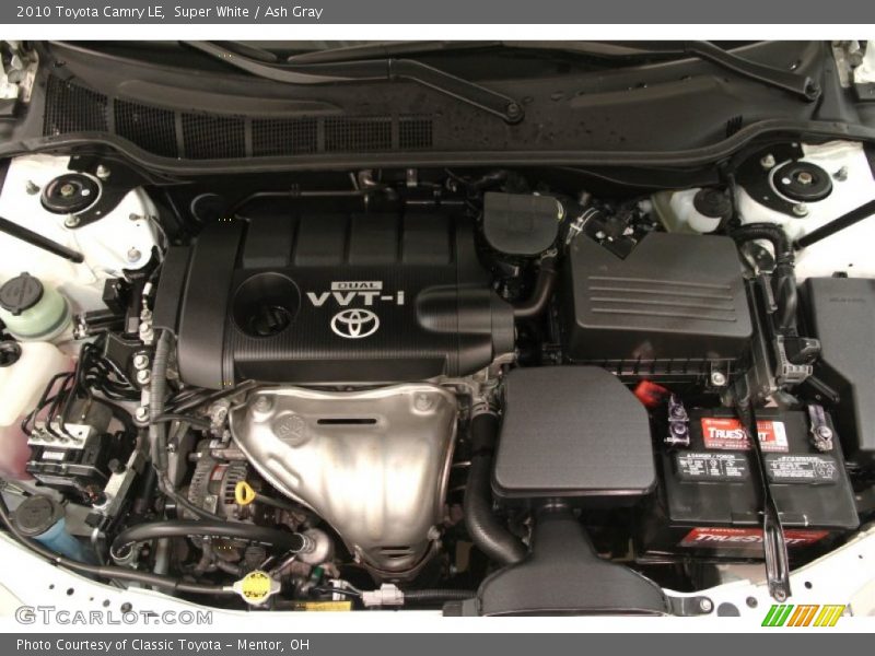 Super White / Ash Gray 2010 Toyota Camry LE