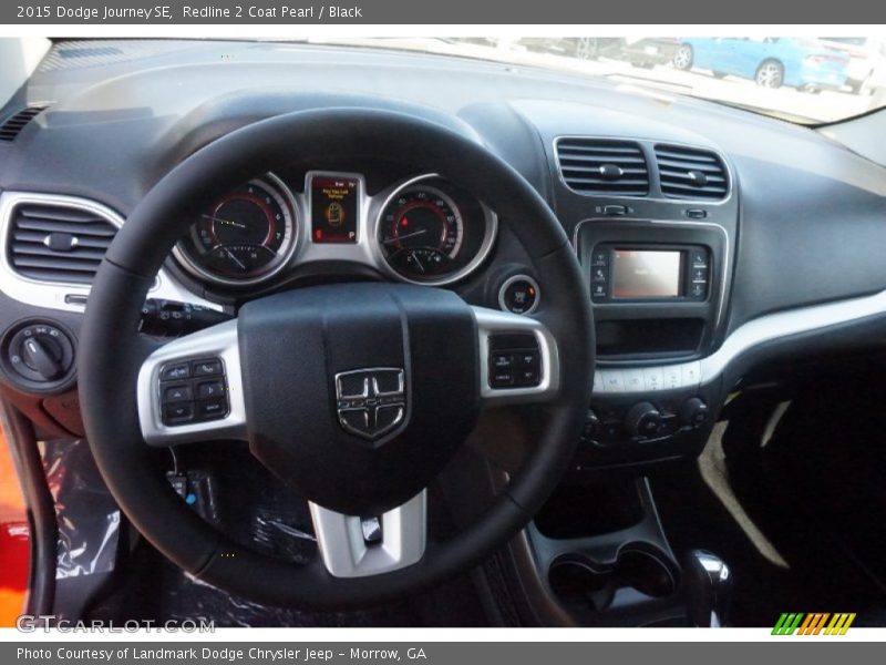 Redline 2 Coat Pearl / Black 2015 Dodge Journey SE