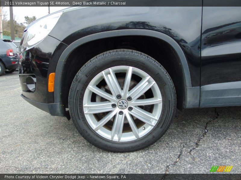 Deep Black Metallic / Charcoal 2011 Volkswagen Tiguan SE 4Motion