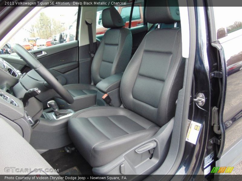 Deep Black Metallic / Charcoal 2011 Volkswagen Tiguan SE 4Motion