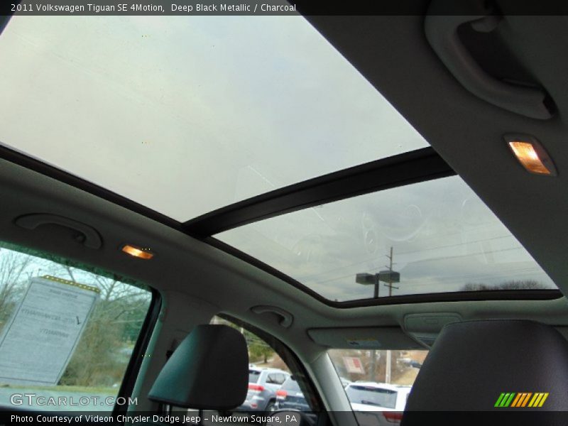 Deep Black Metallic / Charcoal 2011 Volkswagen Tiguan SE 4Motion