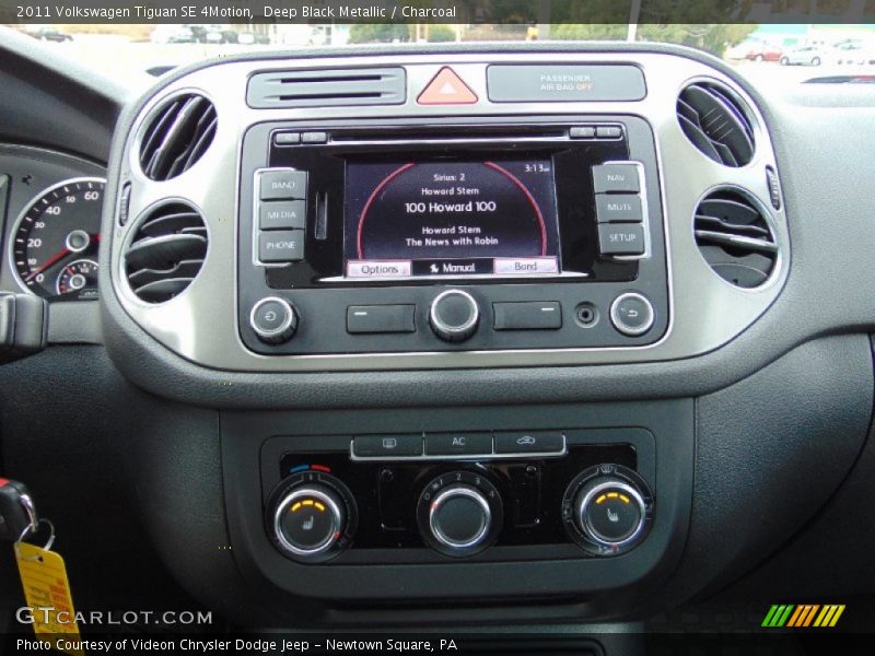 Deep Black Metallic / Charcoal 2011 Volkswagen Tiguan SE 4Motion