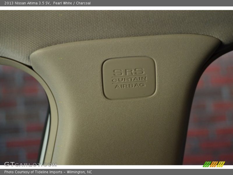 Pearl White / Charcoal 2013 Nissan Altima 3.5 SV