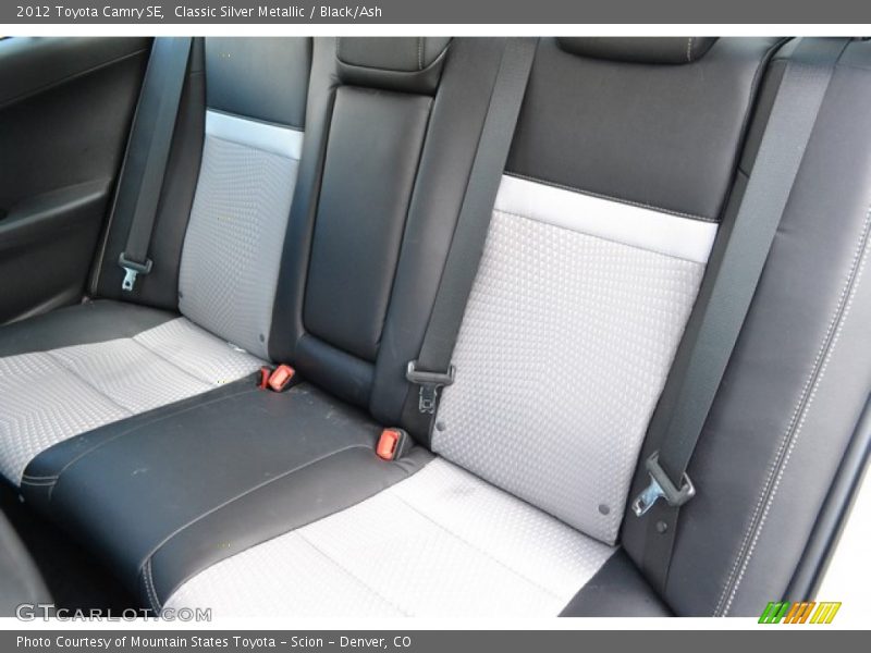 Classic Silver Metallic / Black/Ash 2012 Toyota Camry SE