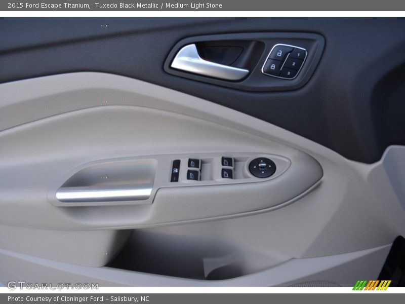 Tuxedo Black Metallic / Medium Light Stone 2015 Ford Escape Titanium